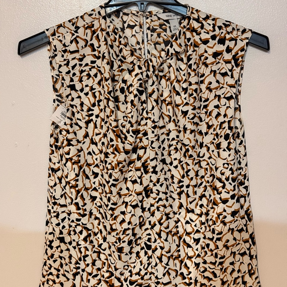 Nine West speckled and classy new blouse
